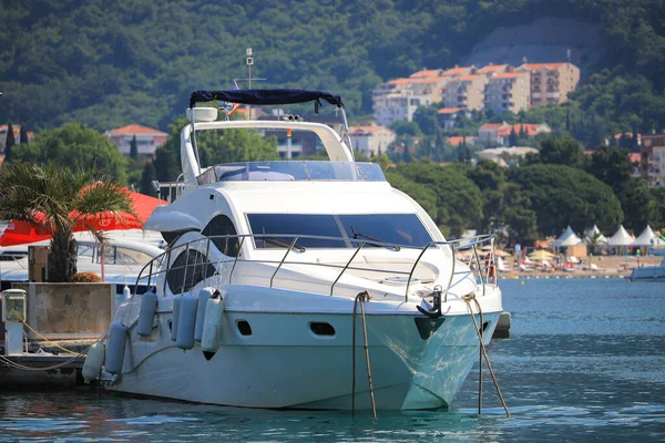 Luxus Motorjacht Yachthafen Von Montenegro Festgemacht — Stockfoto