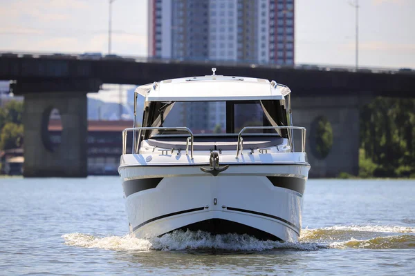 Luxury Motorboat Floating River — Stock Photo, Image