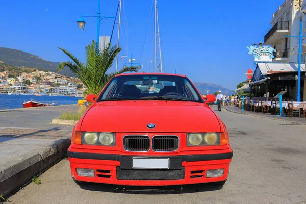 Poros Görögország Július 2018 Red Car Bmw Compact — Stock Fotó