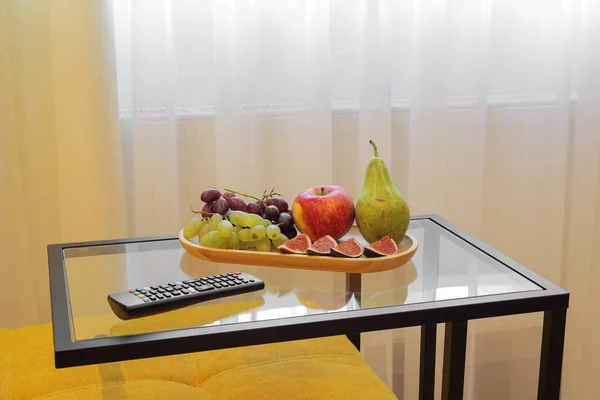 Fruits Wooden Plate Coffee Table Sofa — Stok fotoğraf
