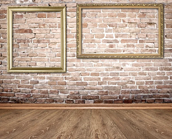 Eski ahşap kahverengi odası iç — Stok fotoğraf