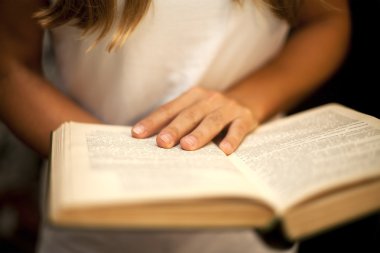 eller ve kitap