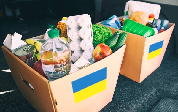 Två Kompletta Kartonger Ekoboxar Med Produkter Från Livsmedelsbutiken För Donation — Stockfoto