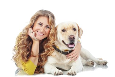 Köpeği olan kız.