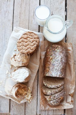 Cereal bread and milk