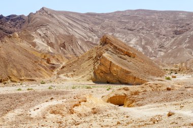 Çölde, İsrail katmanlı doğal kayalar