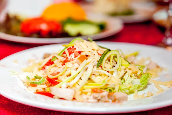 A plate is full of salad in the restaurant — Stock Photo, Image