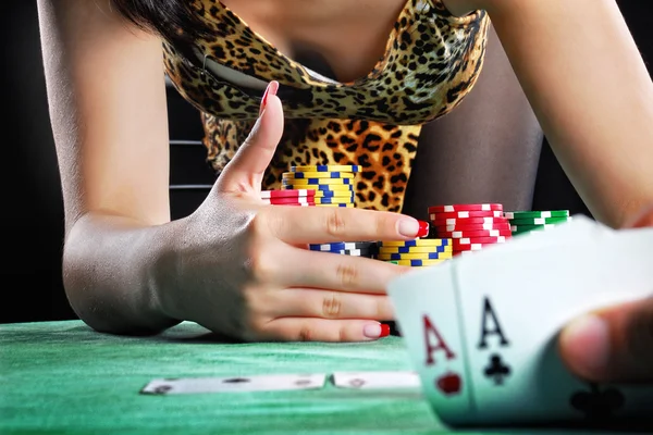 iskambil görünen adam