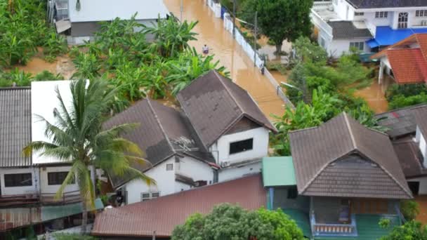 泰国清迈被洪水淹没的地区 — 图库视频影像