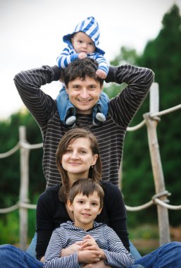 Mutlu aile