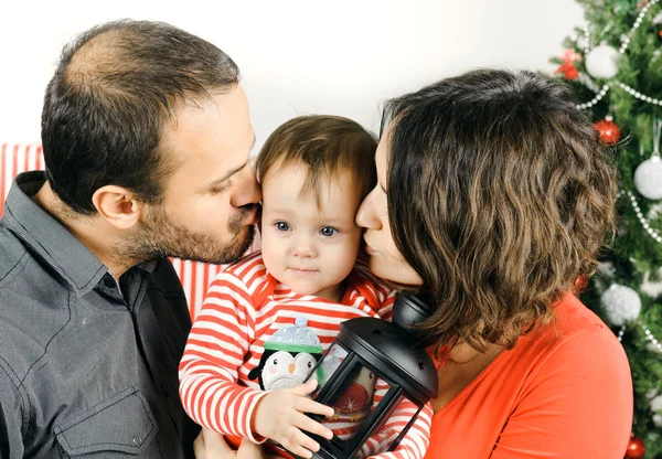 Gelukkig Kerstgezin — Stockfoto