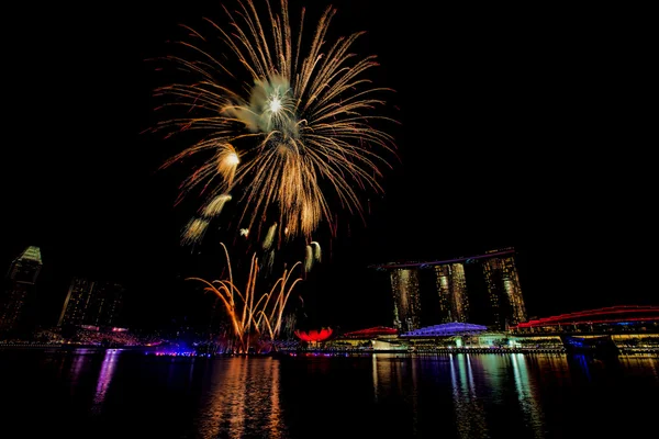 Singapore Fireworks — Stock Photo, Image