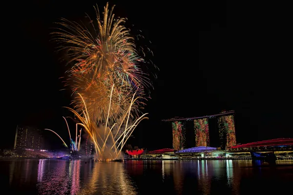 Fuegos artificiales de Singapur — Foto de Stock