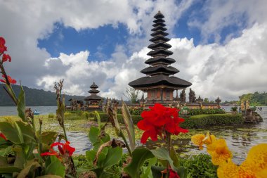 ULUN danu Tapınağı