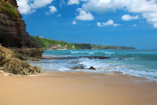 Onde da surf e acqua turchese — Foto Stock