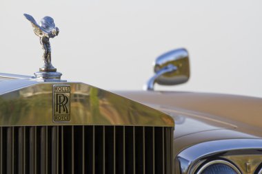 Rolls Royce.