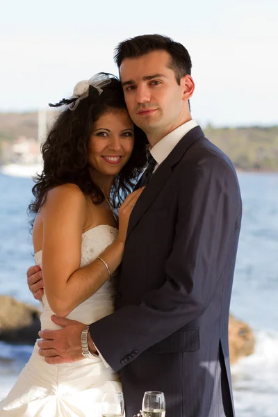 Casado jovem casal — Fotografia de Stock