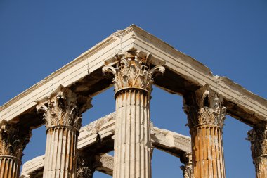 Atina'da olympian zeus Tapınağı