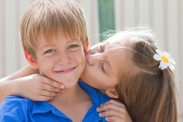 Petits amis mignons enfants — Photo