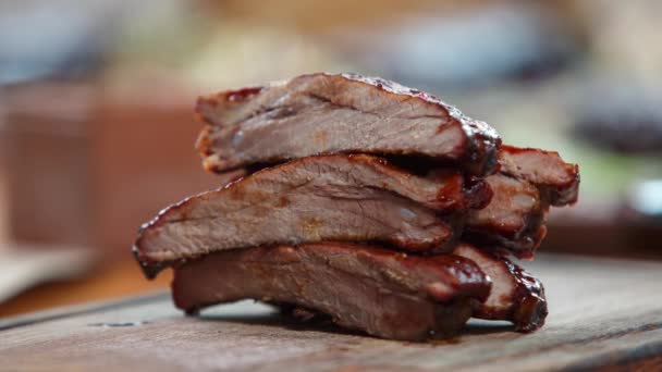 Vídeo Comida Stock Con Costillas Cerdo Cocidas Sous Vide Horno — Vídeo de stock