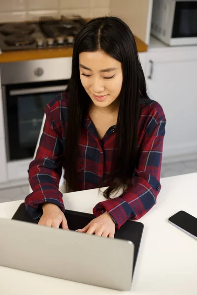 Young Asian Girl Working Home Lockdown Vietnamese Woman Typing Text — Stock Photo, Image