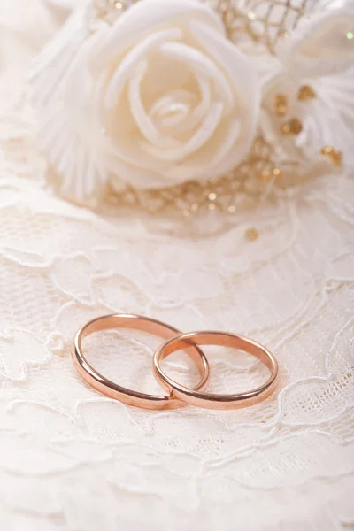 Anillos de boda — Foto de Stock