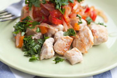 kızarmış tavuk eti