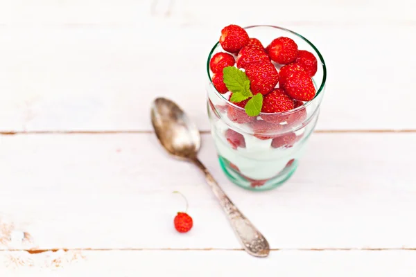Makanan penutup stawberry — Stok Foto