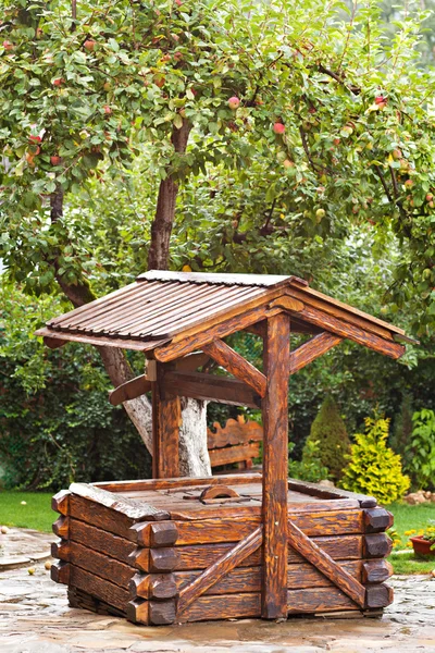 Wooden well — Stock Photo, Image