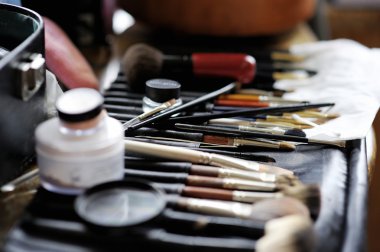 biraz makyaj fırçaları ve aksesuarları