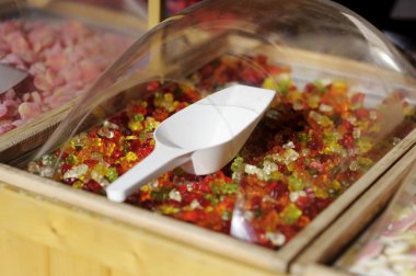 Salonu çeşitli şeker standı