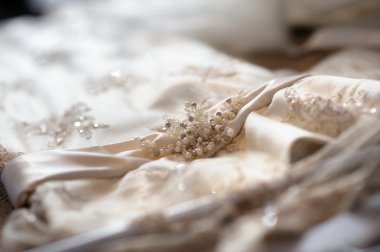 düğün elbise dekorasyon