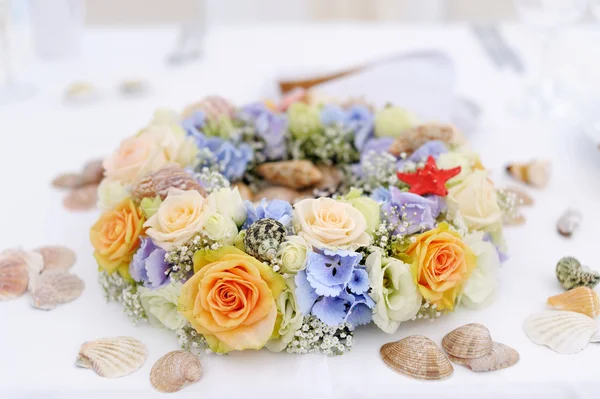 Flower decoration for a wedding — Stock Photo, Image