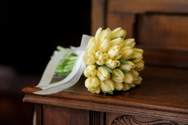 Wedding bunch of yellow tulips — Stock Photo, Image