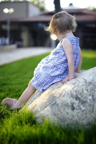 Angry little girl — Stock Photo, Image