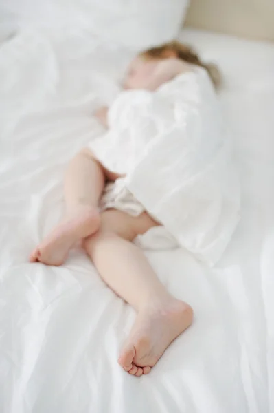 Adorabile i piedini della bambina — Foto Stock