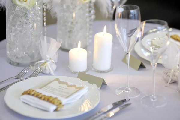 Empty place card on the festive table — Stock Photo, Image