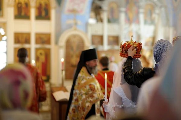 Orthodoxe huwelijksceremonie — Stockfoto