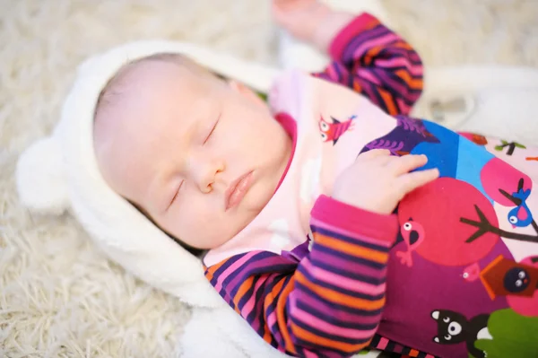 Retrato de niña recién nacida —  Fotos de Stock