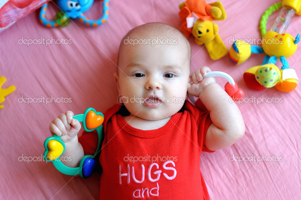 Fotos De Bebe De Tres Meses De Stock Bebe De Tres Meses Imagenes Libres De Derechos Depositphotos