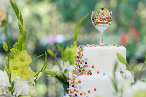 Delicioso bolo de casamento — Fotografia de Stock