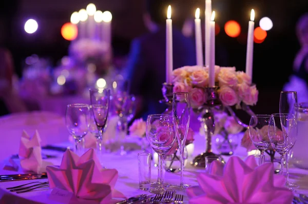 Conjunto de mesa para una fiesta — Foto de Stock