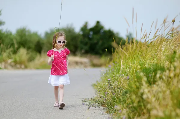 Adorable retrato de niña —  Fotos de Stock