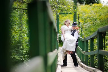 mutlu gelin ve damat