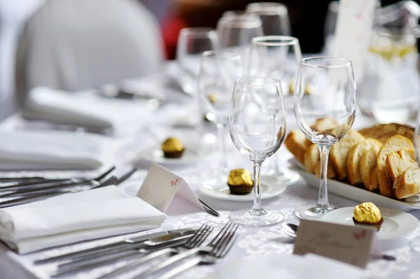 Ensemble de table pour une fête événementielle — Photo