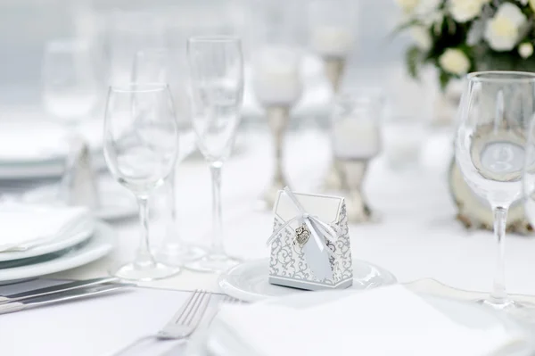 Conjunto de mesa para uma festa de evento ou recepção de casamento — Fotografia de Stock