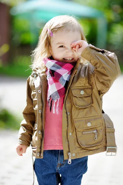 Adorable girl portrait outdoors — Stock Photo, Image