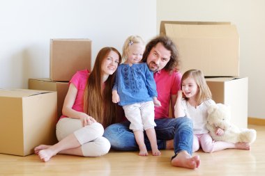 Yeni evimizde aile