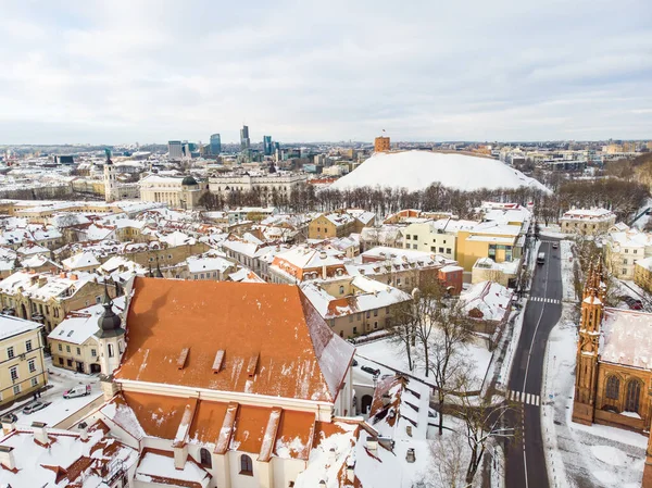 Bellissimo Panorama Della Città Vilnius Inverno Con Case Innevate Chiese — Foto Stock