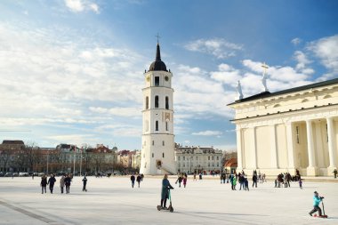 VILNIUS, Litvanya - 15 Mart 2021: Vilnius, Litvanya 